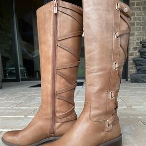 Light brown, tall, BCBG boots